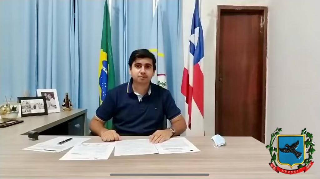 Prefeito Warlei Oliveira assina projetos de lei que cria o Conselho Municipal da Juventude e Conselho Municipal dos direitos da Pessoa Idosa