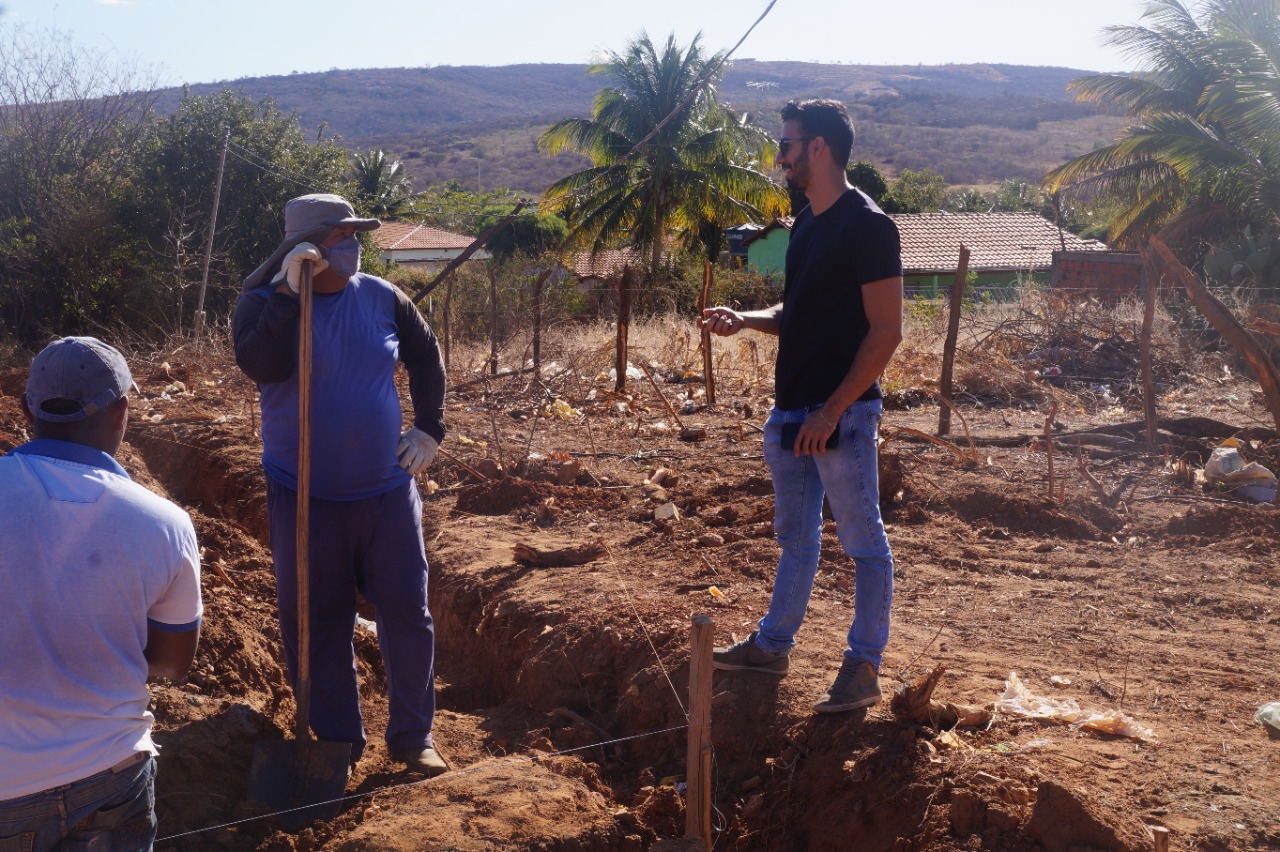 Obras de infraestrutura tem dado oportunidades de trabalho aos urandienses.