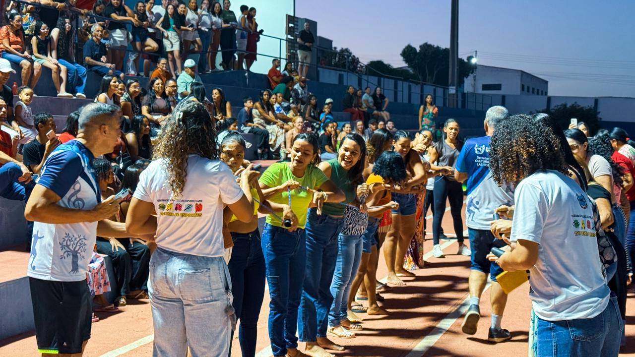 Prefeitura de Urandi realiza festa em homenagem ao Dia das Mães