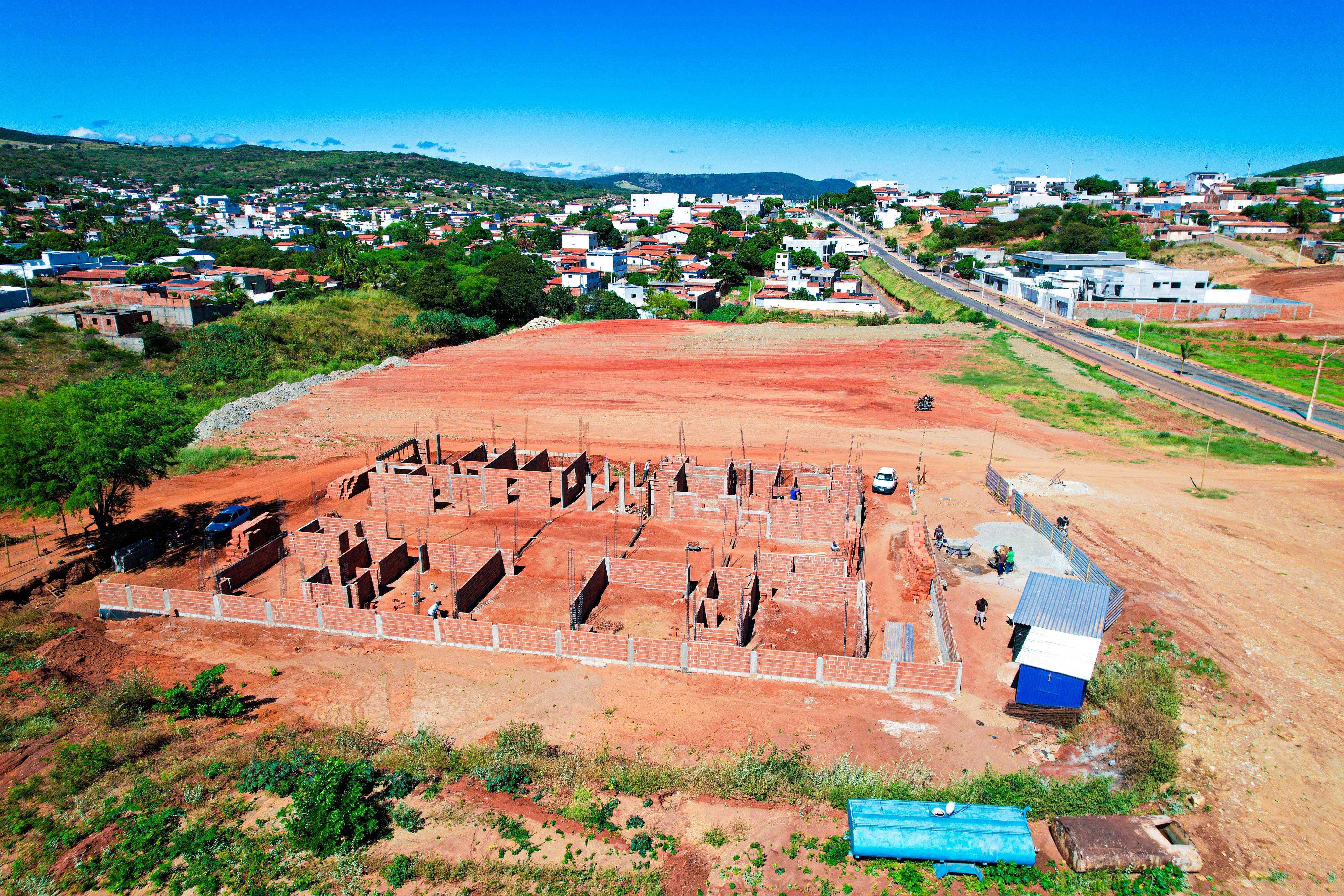 Construção de Creche Proinfância avança em Urandi