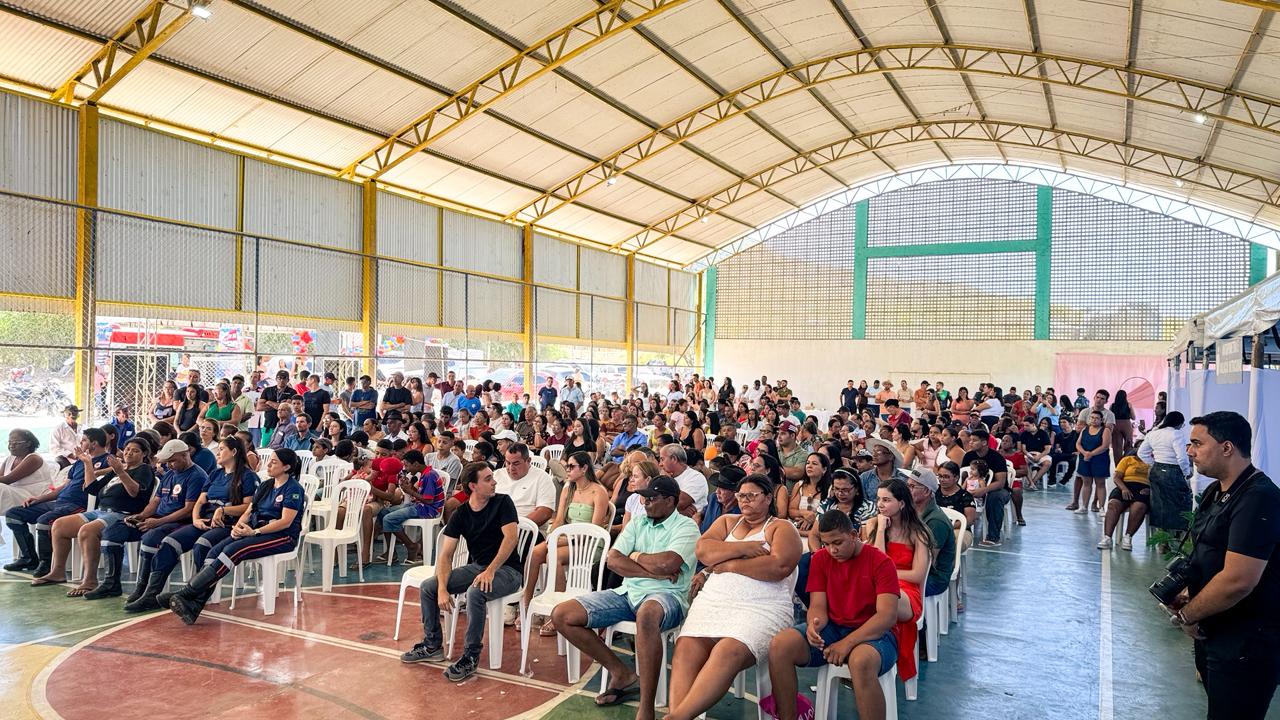 Prefeitura de Urandi realiza 1ª Feira da Saúde no povoado de Estreito